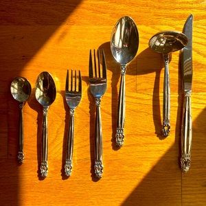 Copenhagen Flatware Sets